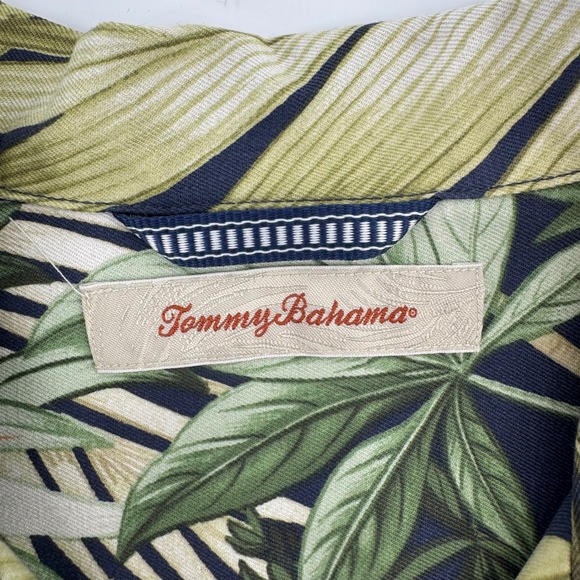 Tommy Bahama Silk Shirt Mens Large Navy Blue Tropical Palm Leaf Camp Button Down - Picture 4 of 8